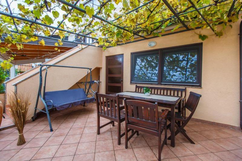 Apartmani Gilda Vrsar Bagian luar foto